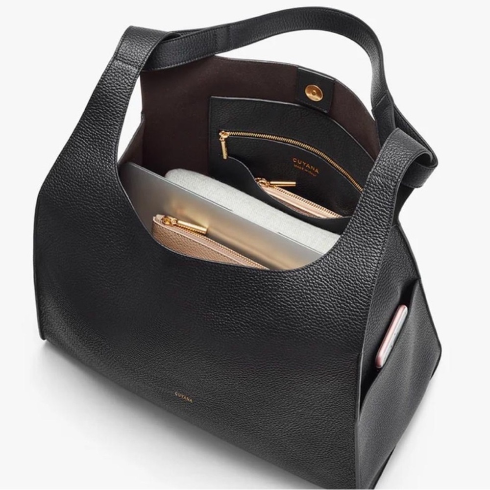 Cuyana Oversized Double Loop Bag - Picture 2 of 14